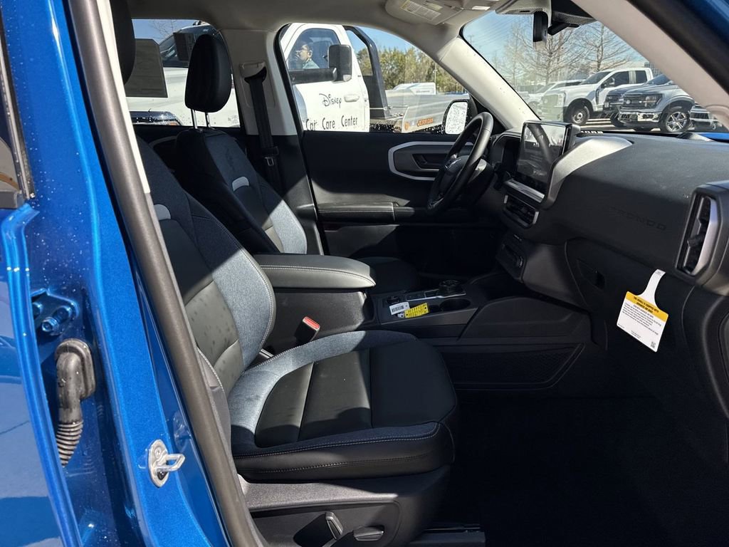 New 2025 Ford Bronco Sport Outer Banks w/ Outer Banks Tech Package+ image 25