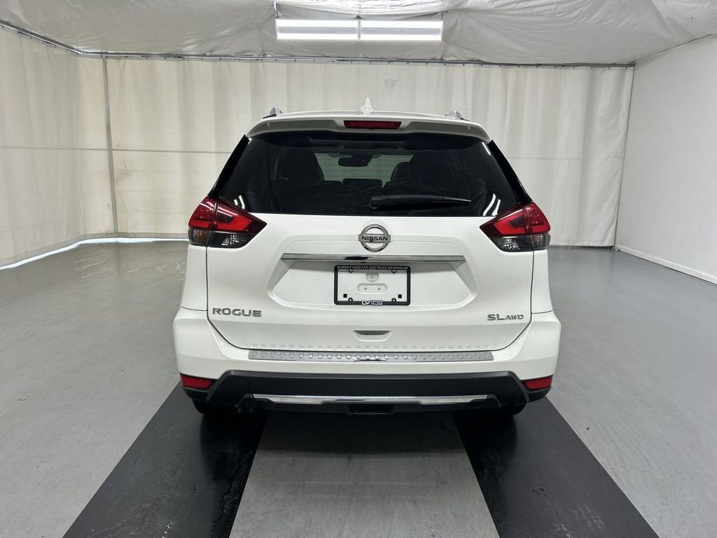 Used 2017 Nissan Rogue SL w/ SL Premium Package AWD/4WD image 22