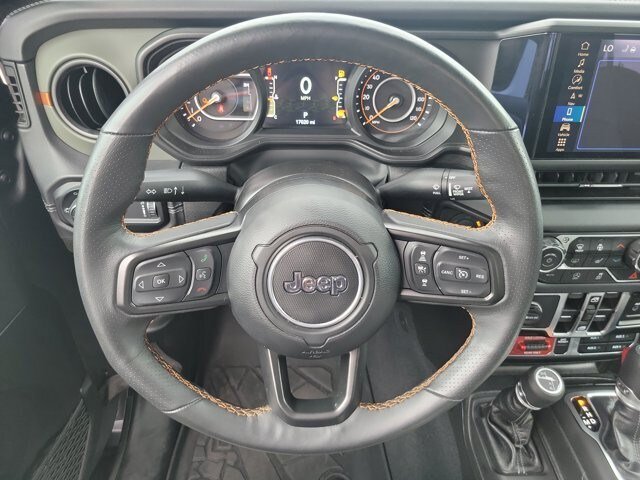 Certified 2025 Jeep Gladiator Mojave w/ Safety Group AWD/4WD image 22