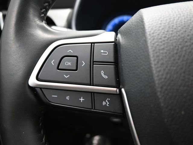 Used 2023 Toyota Highlander Platinum FWD image 25
