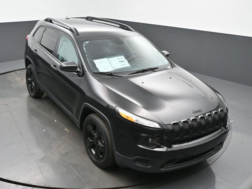 Used 2017 Jeep Cherokee Altitude image 44
