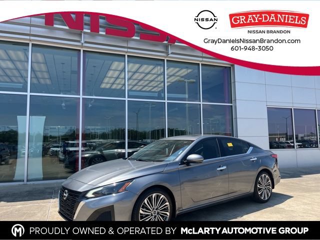 Used 2024 Nissan Altima 2.5 SL FWD 360° Tour