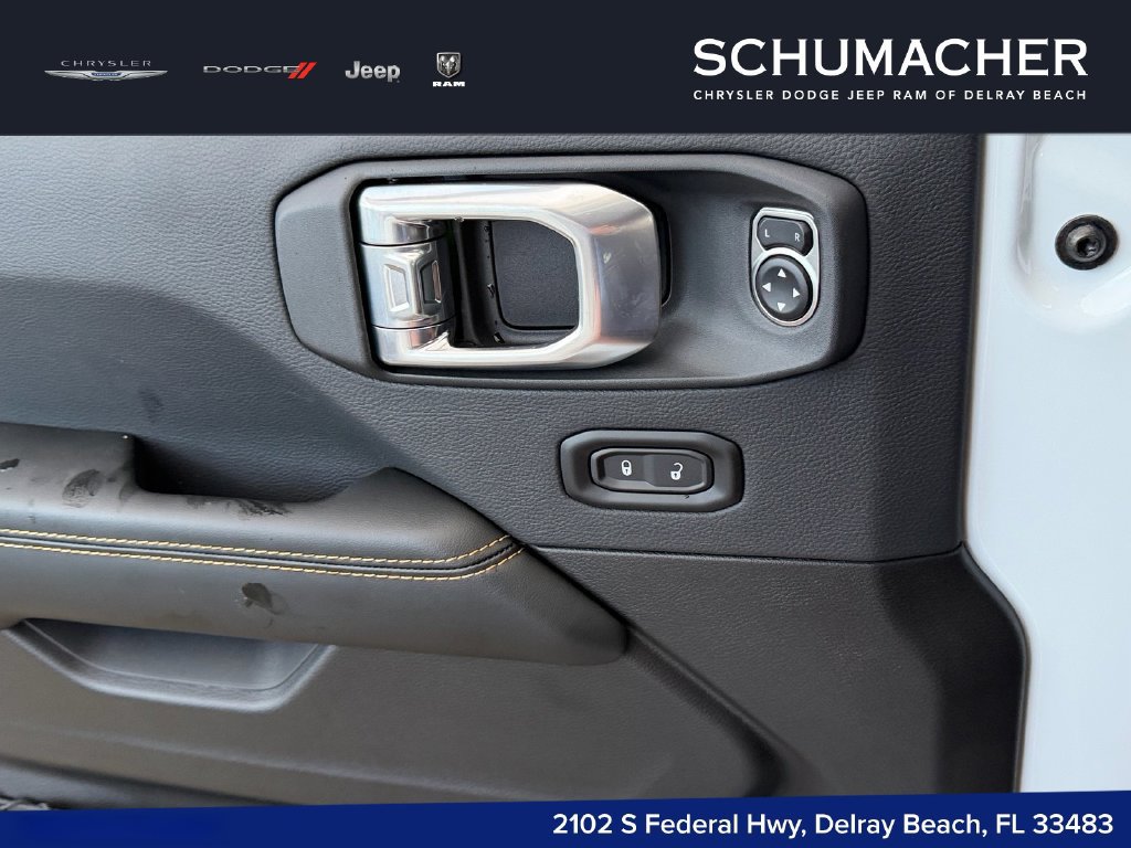 New 2027 Jeep Wrangler Unlimited Sahara AWD/4WD image 20