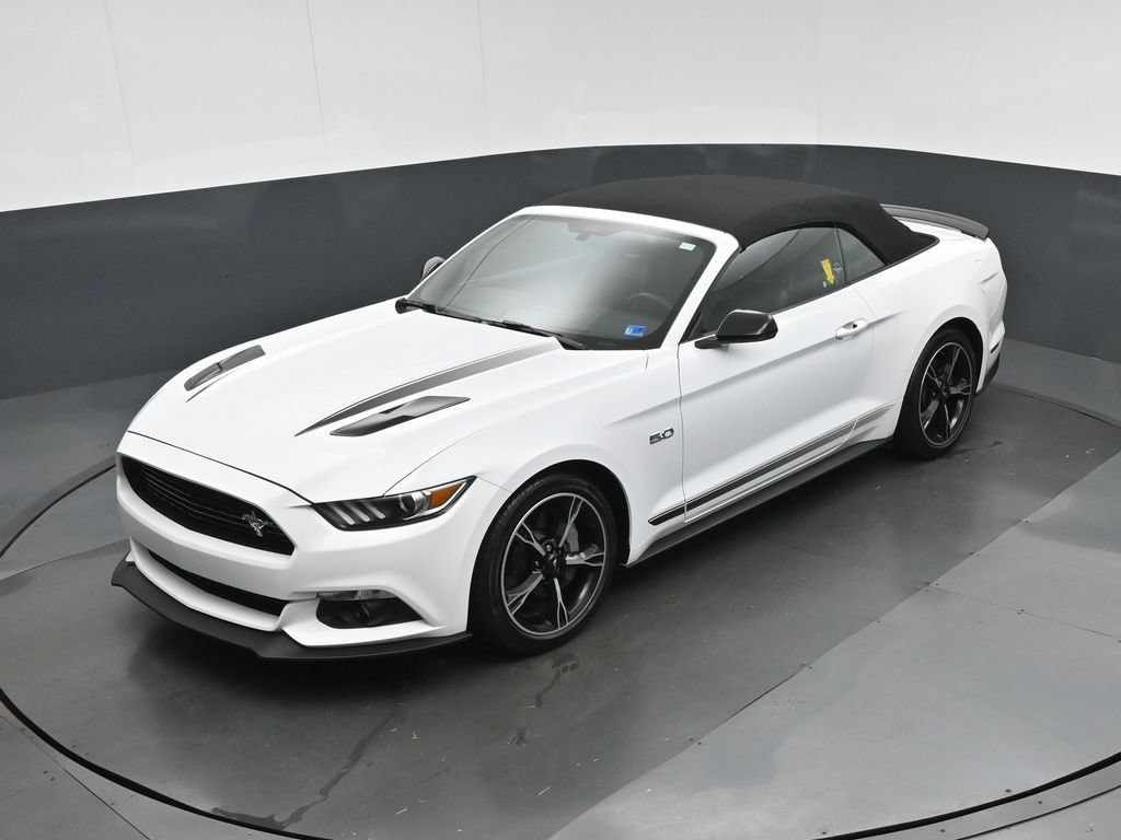 Used 2016 Ford Mustang GT Premium w/ Equipment Group 401A RWD image 54