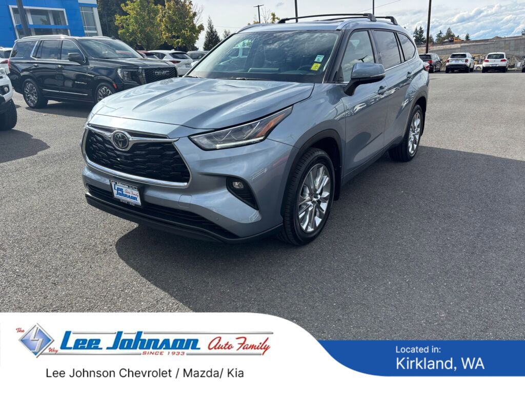 Used 2022 Toyota Highlander Limited