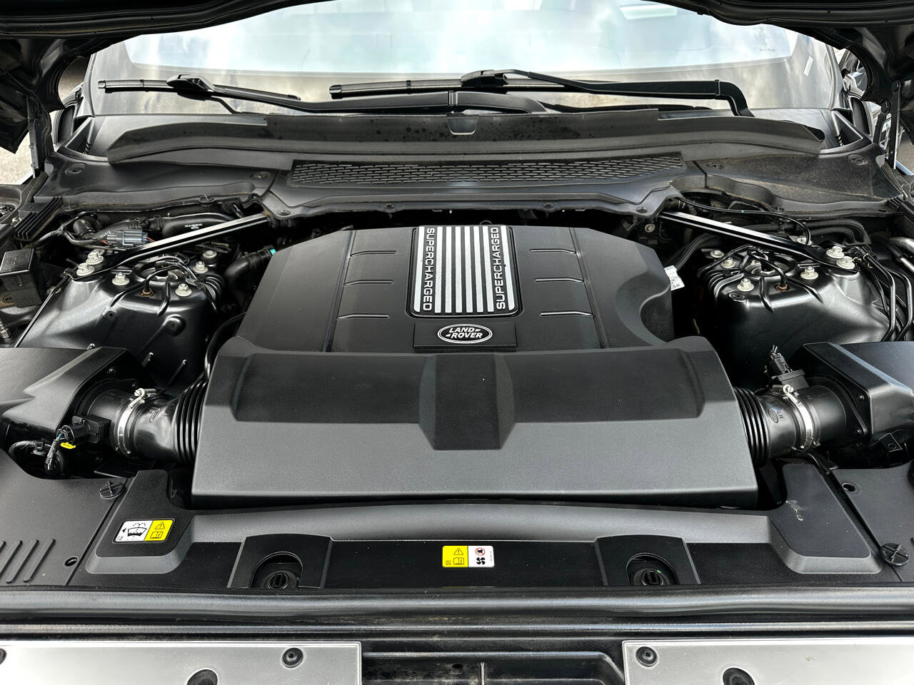 Used 2016 Land Rover Range Rover HSE image 23