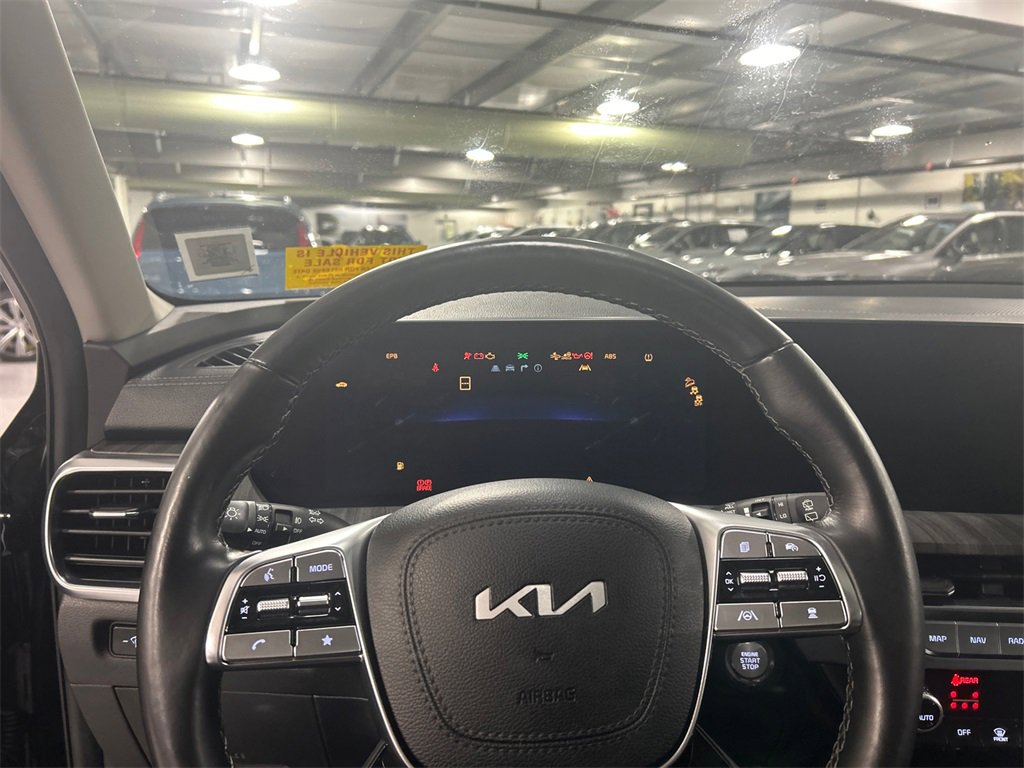 Used 2023 Kia Telluride SX image 12