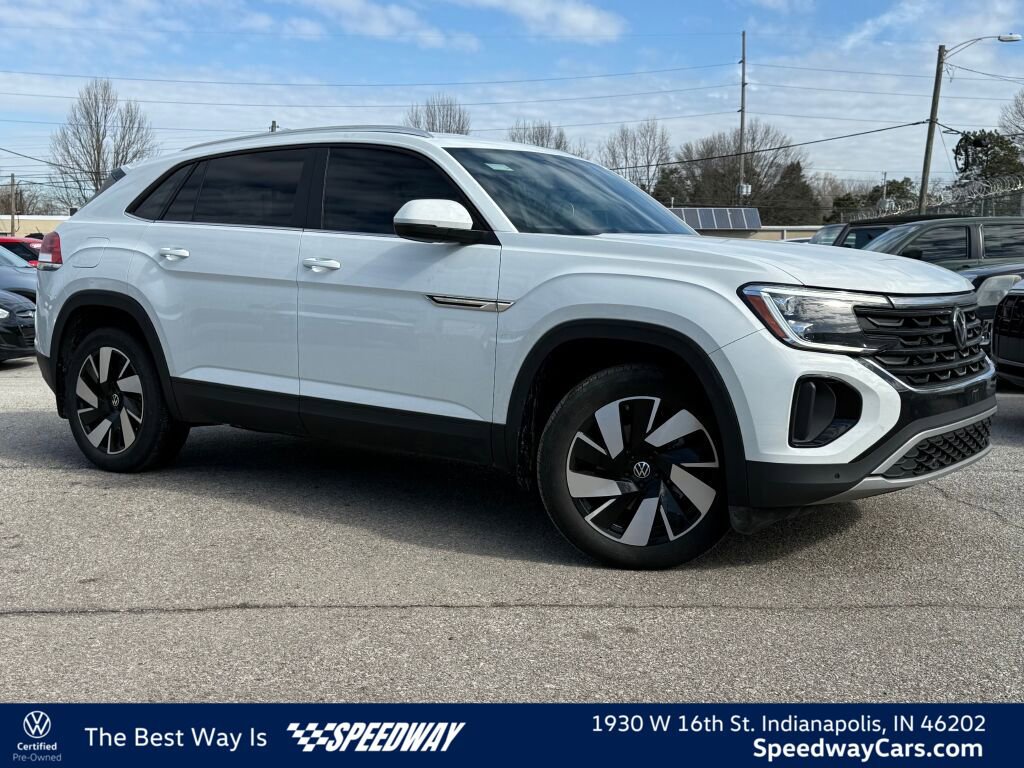 Used 2024 Volkswagen Atlas Cross Sport SE image 1