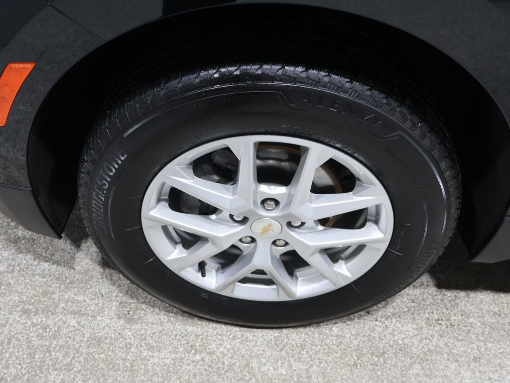 Used 2023 Chevrolet Equinox LT image 9