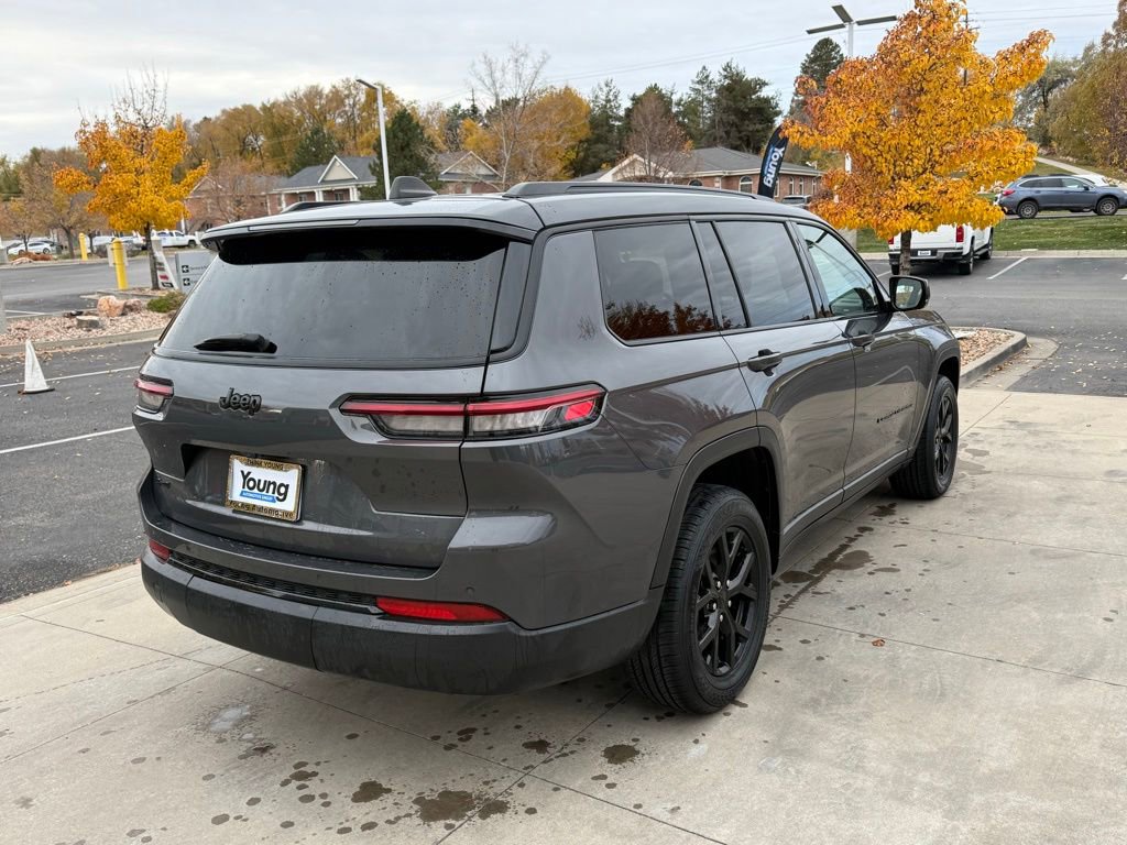Used 2024 Jeep Grand Cherokee L Laredo image 8