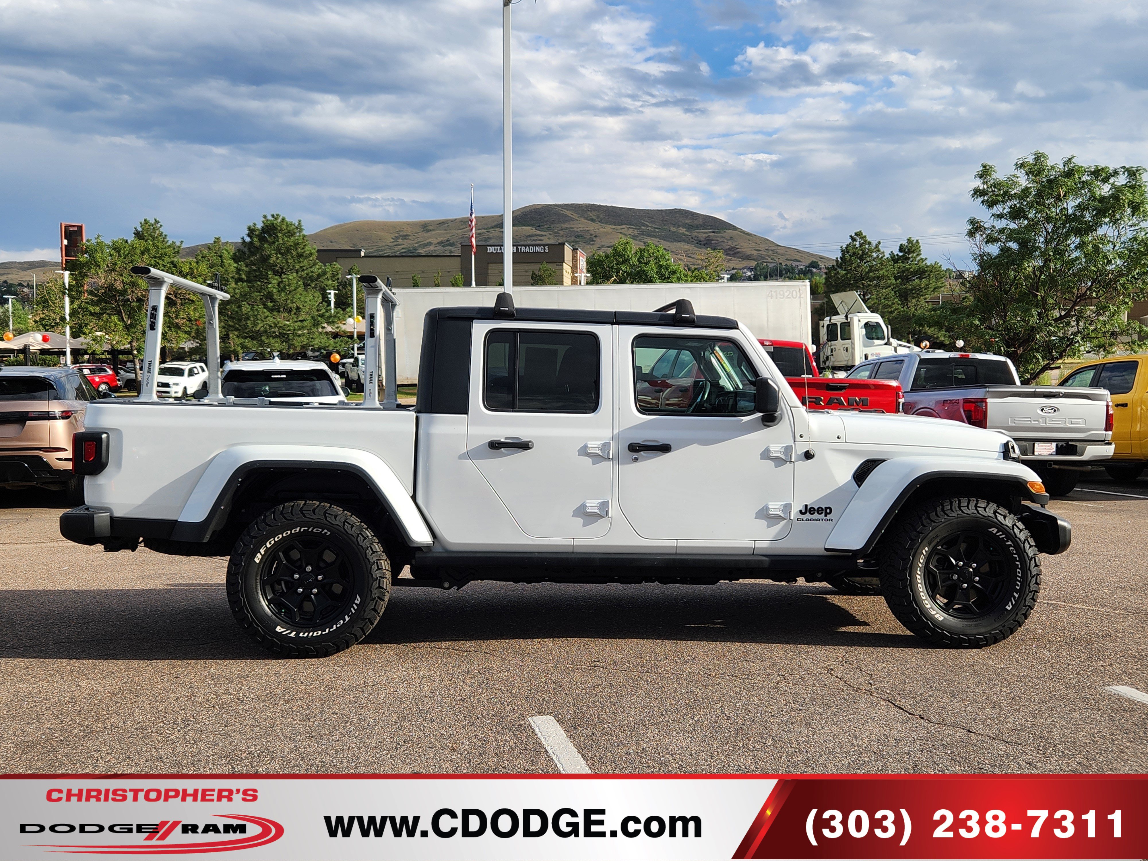 Used 2021 Jeep Gladiator Sport AWD/4WD image 2