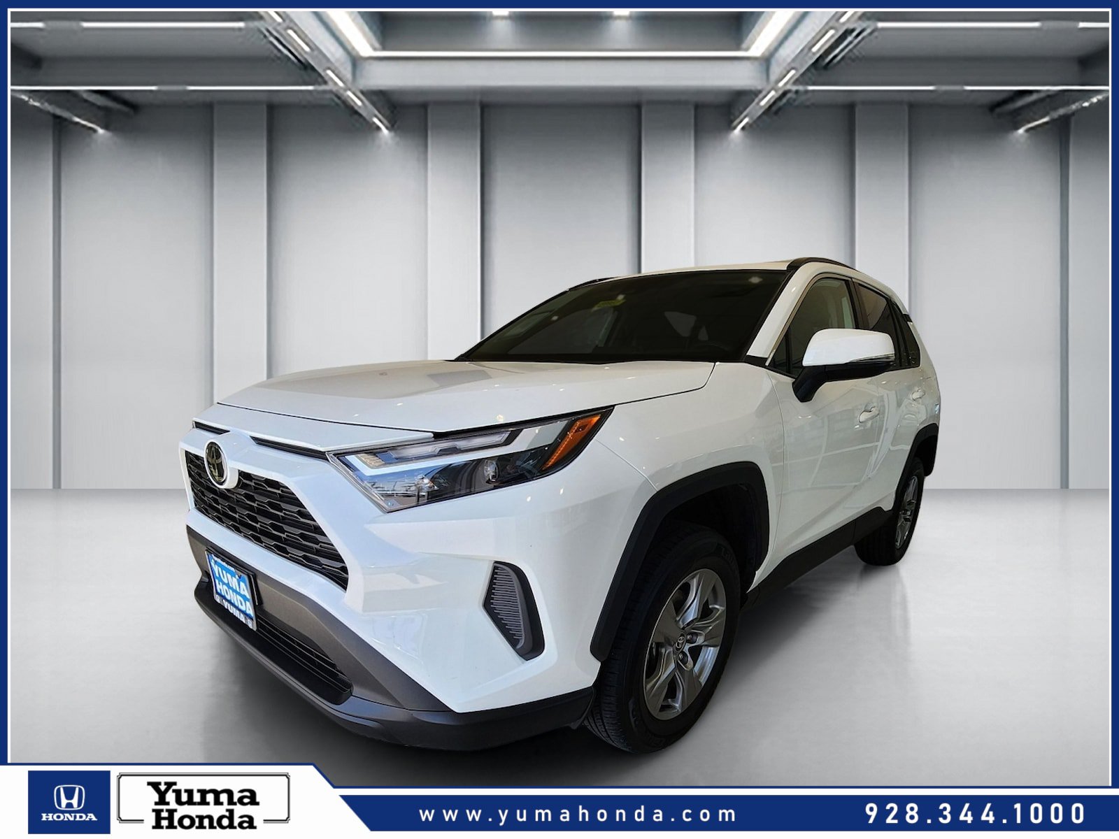 Used 2024 Toyota RAV4 XLE FWD image 1