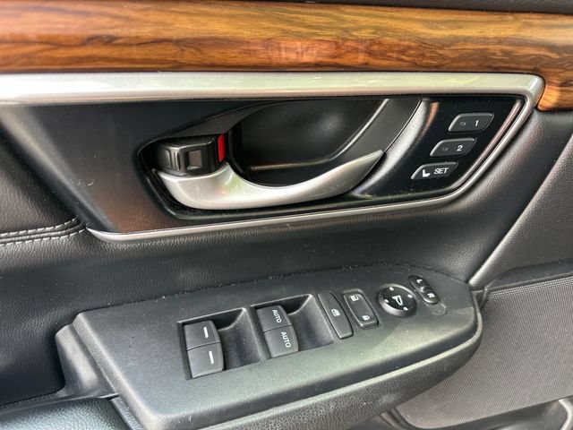 Used 2022 Honda CR-V Touring image 8
