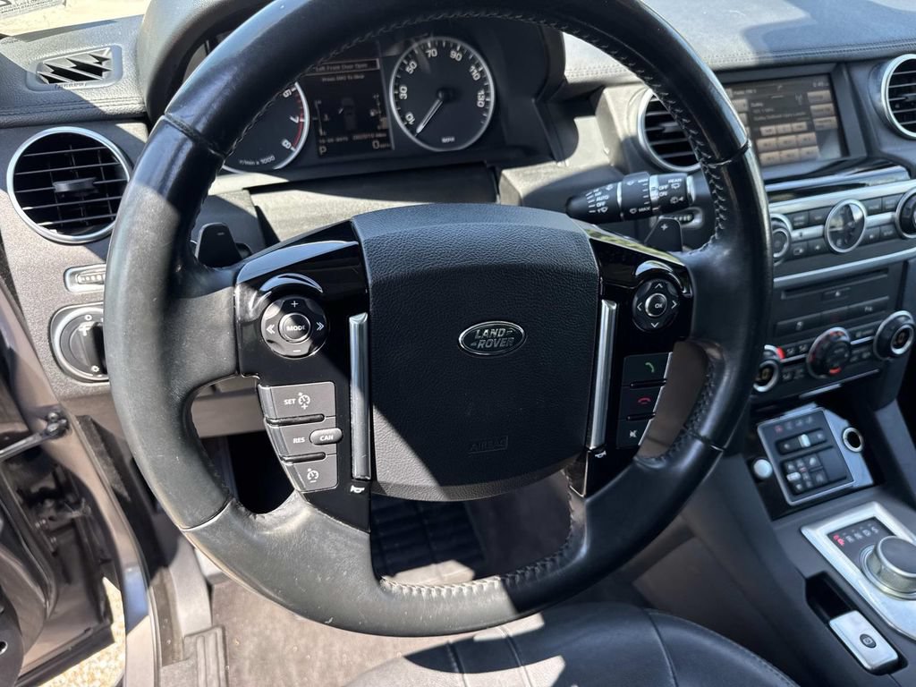 Used 2016 Land Rover LR4 HSE Silver Edition AWD/4WD image 24