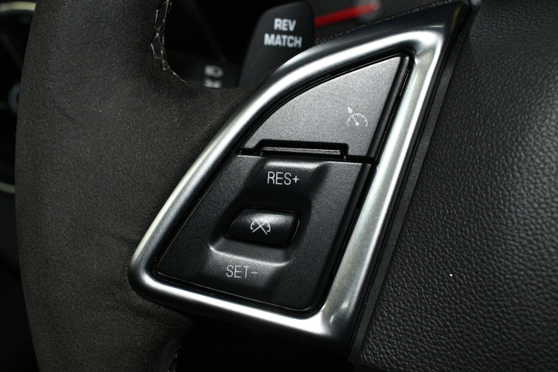 Used 2019 Chevrolet Camaro SS image 29