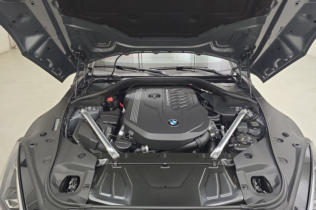 New 2026 BMW Z4 M40i w/ Premium Package RWD image 28