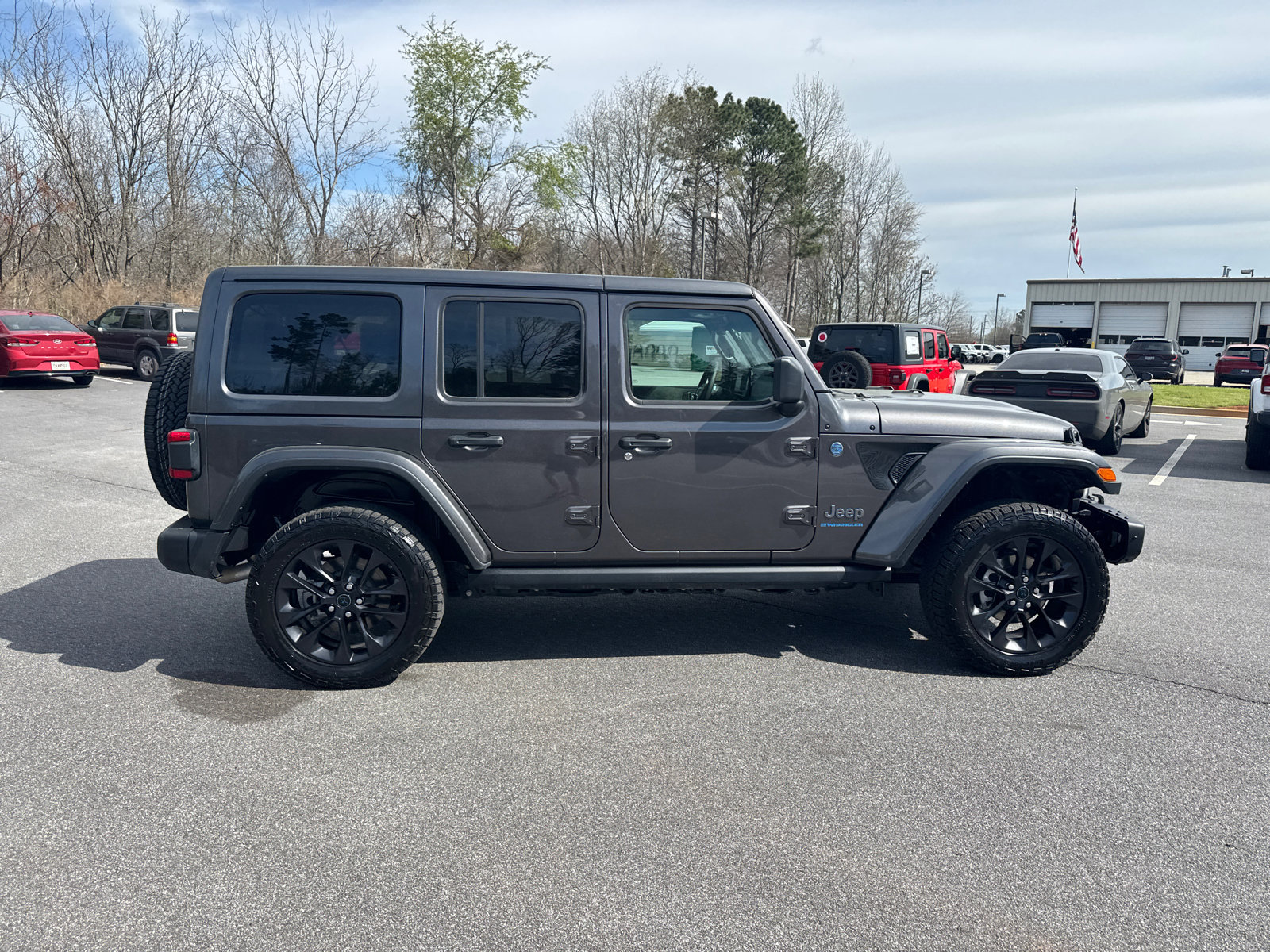 Used 2025 Jeep Wrangler Backcountry image 4