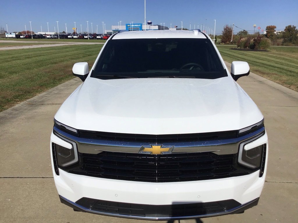 New 2026 Chevrolet Suburban LS image 11