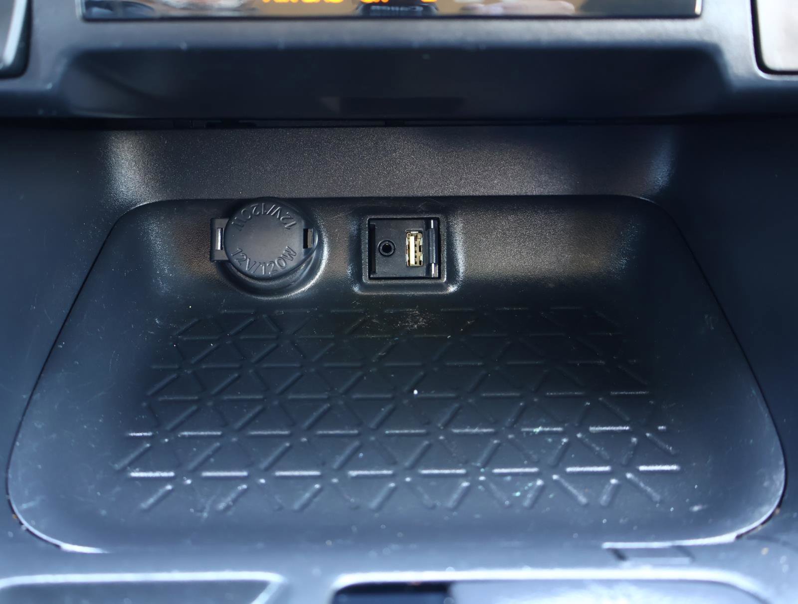 Used 2019 Toyota RAV4 LE image 26