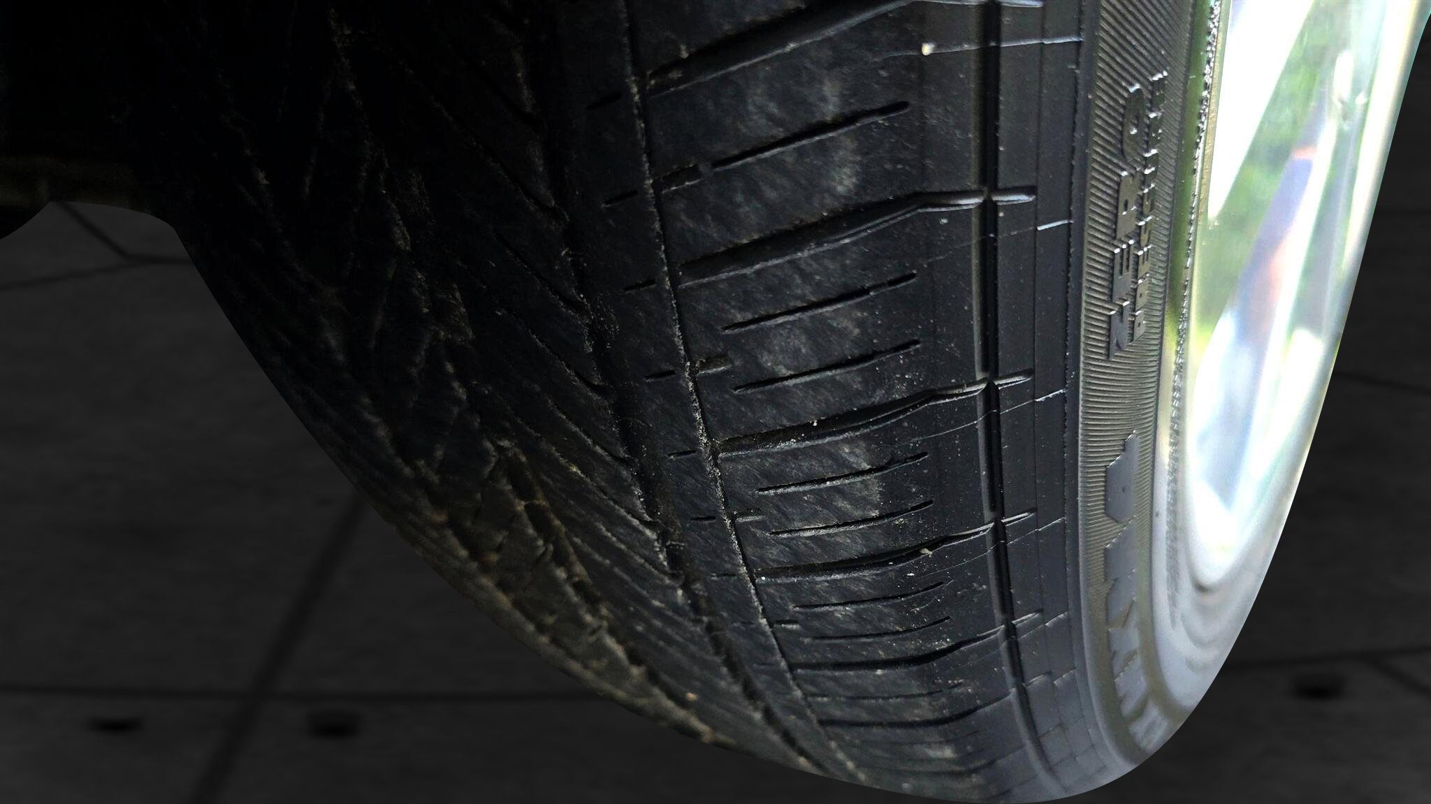 Used 2004 Cadillac XLR image 52