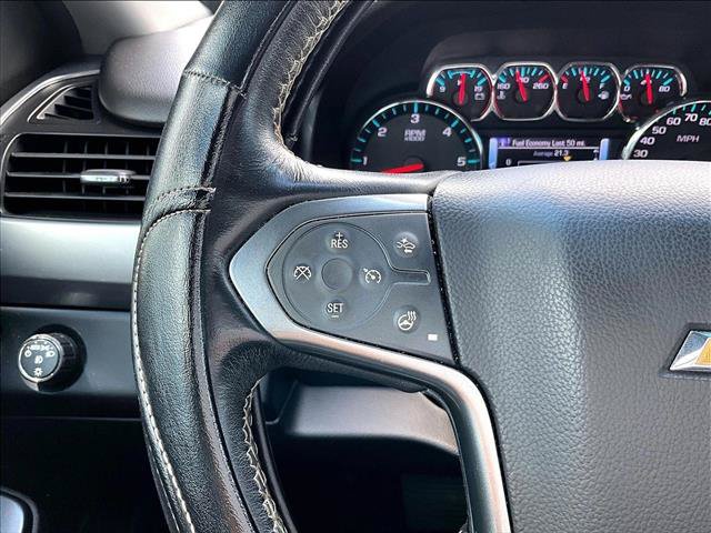 Used 2020 Chevrolet Suburban LT w/ RST Edition RWD image 20