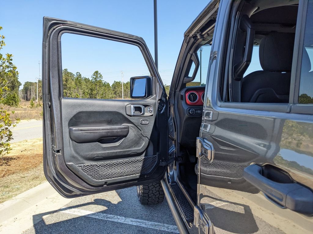 Used 2021 Jeep Gladiator Rubicon w/ LED Lighting Group image 49