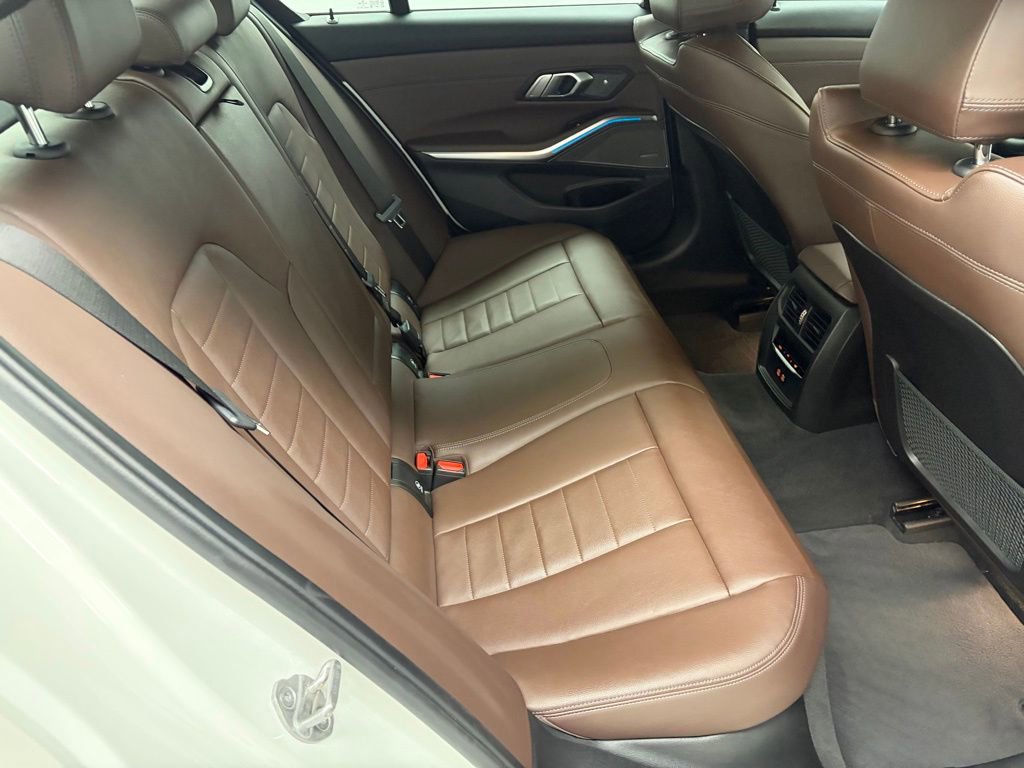 Used 2021 BMW 330e xDrive w/ Executive Package image 47