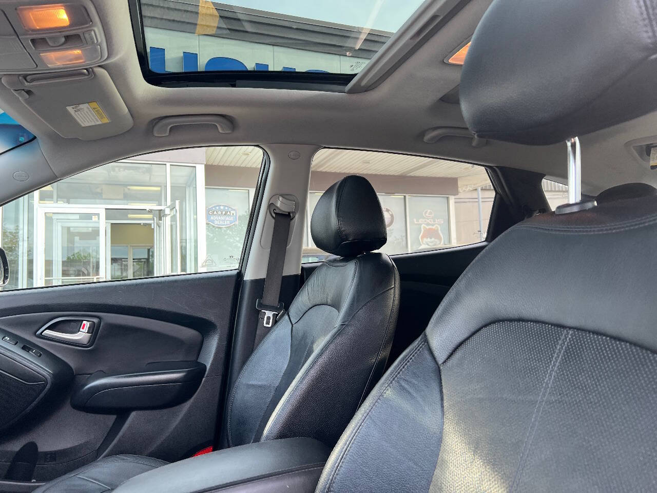 Used 2013 Hyundai Tucson Limited w/ Premium Pkg FWD image 17