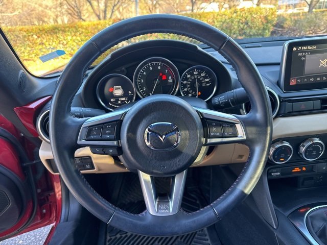 Used 2017 MAZDA MX-5 Miata RF Grand Touring image 11