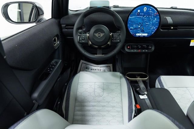 New 2026 MINI Cooper 4-Door Hardtop image 3