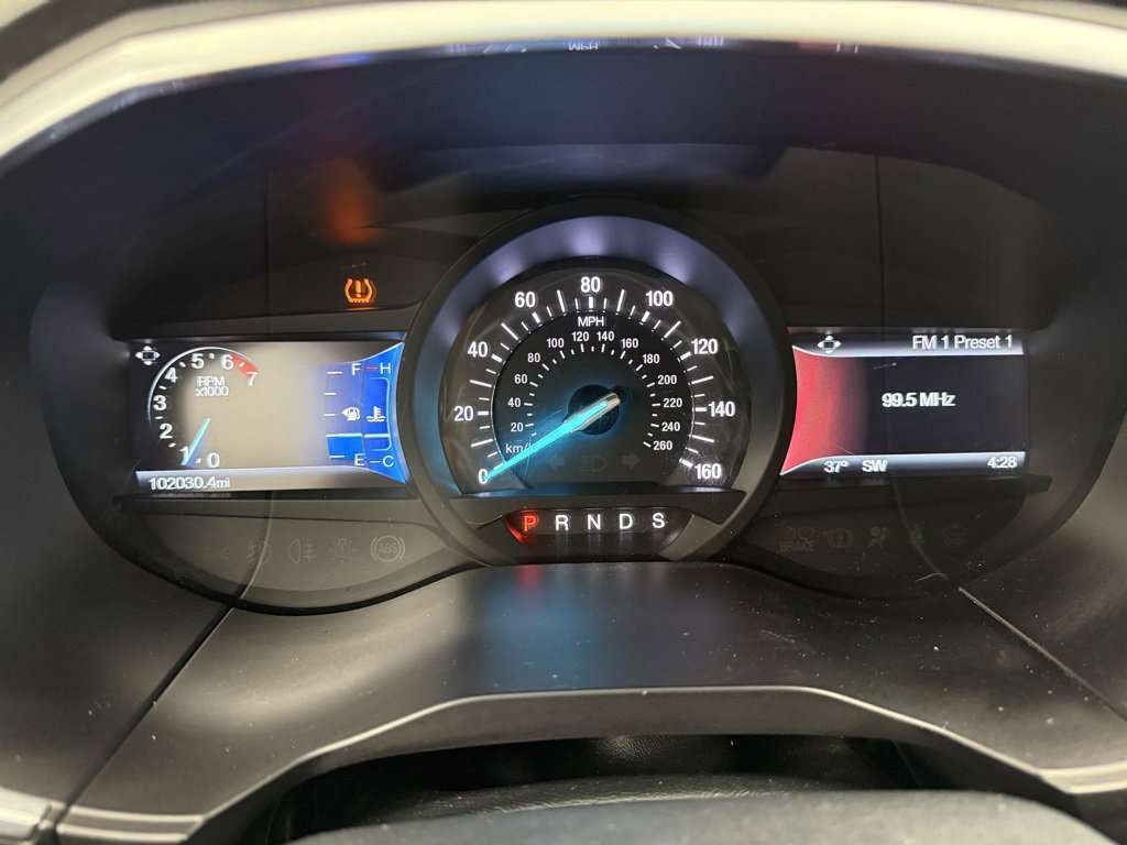 Used 2017 Ford Edge Titanium w/ Equipment Group 301A image 4