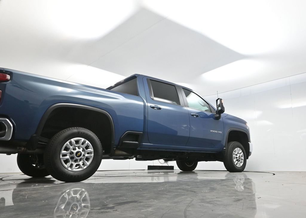 Used 2025 Chevrolet Silverado 2500 LT w/ Convenience Package image 58