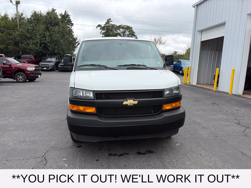 Used 2025 Chevrolet Express 2500 w/ Driver Convenience Package RWD image 2