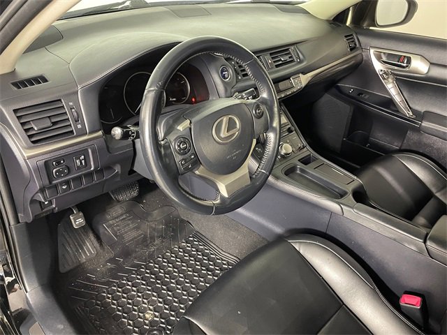 Used 2014 Lexus CT 200h image 3
