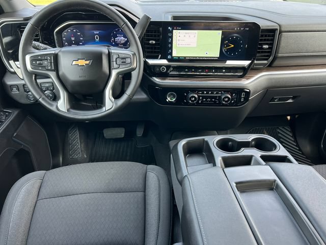 Used 2024 Chevrolet Silverado 1500 LT AWD/4WD image 2