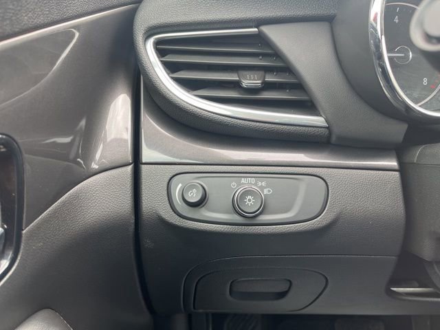 Used 2022 Buick Encore Preferred w/ Safety Package image 13