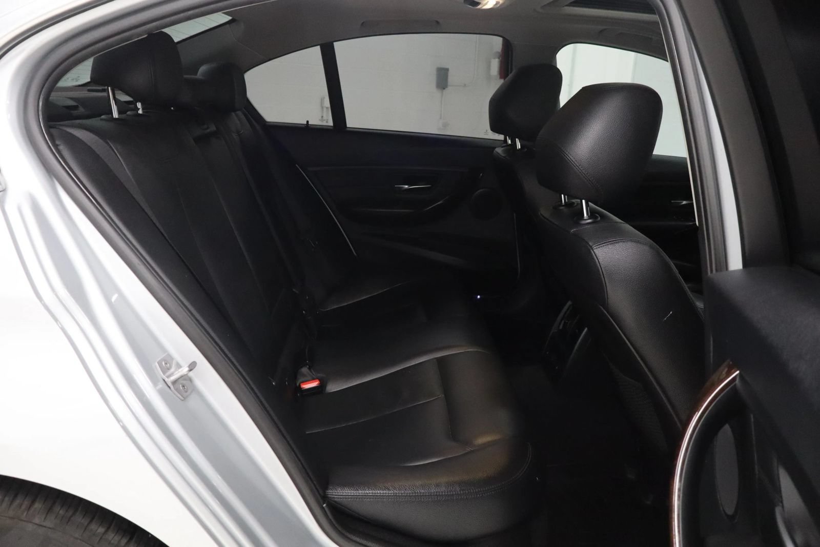 Used 2015 BMW 335i xDrive Sedan AWD/4WD image 19