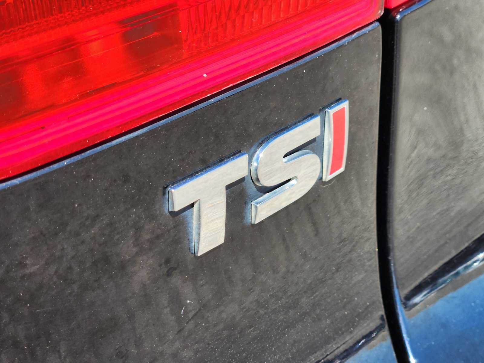 Used 2016 Volkswagen Tiguan S FWD image 11