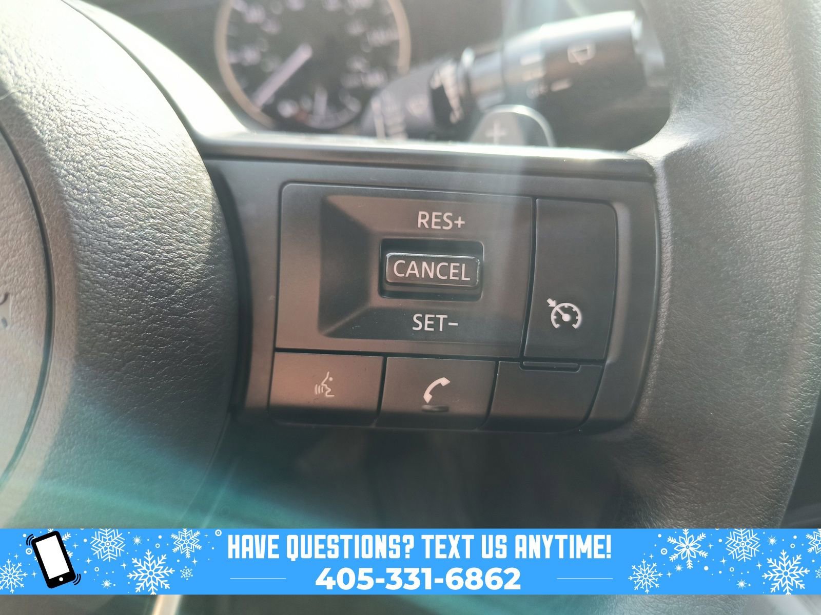 Used 2023 Nissan Rogue S image 22