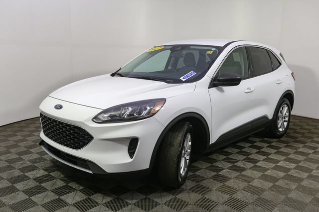 Used 2022 Ford Escape SE w/ Cold Weather Package FWD image 5