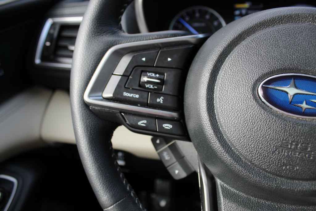 Used 2020 Subaru Ascent Limited w/ Technology Package image 17