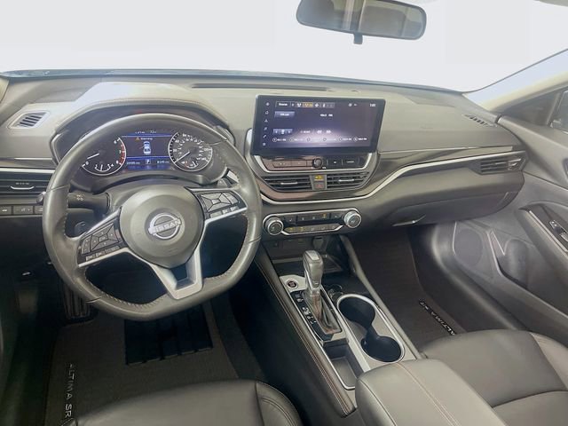 Used 2024 Nissan Altima 2.5 SR w/ SR Premium Package FWD image 24