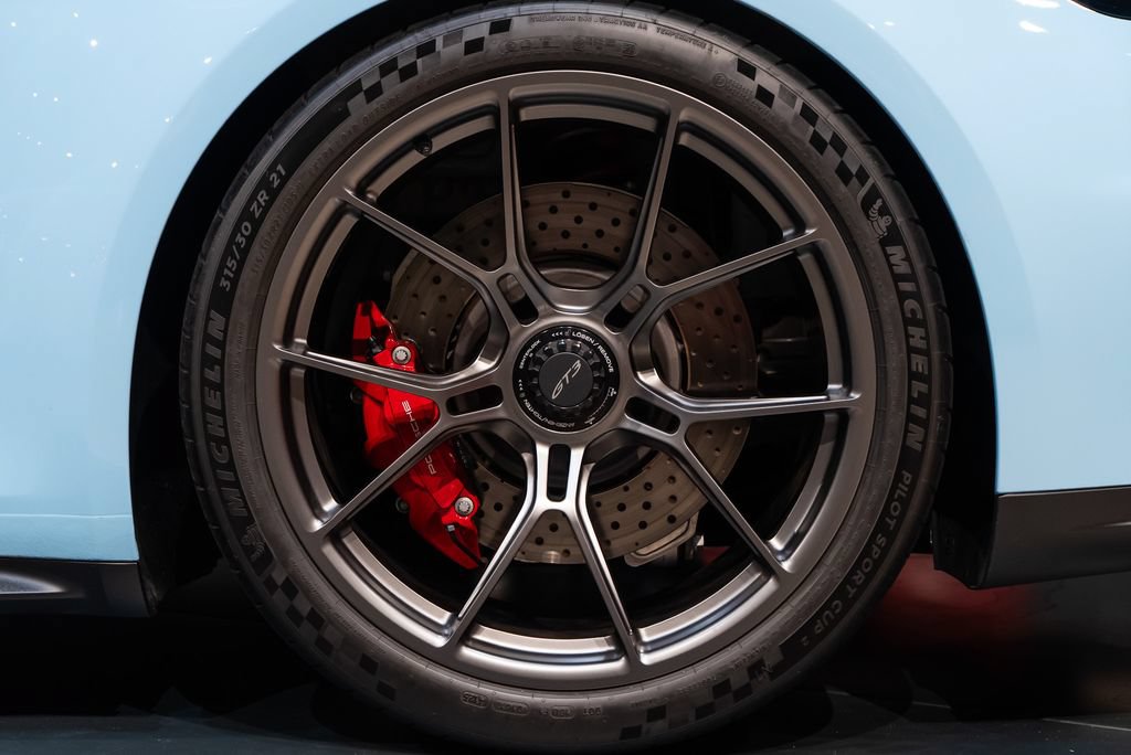 Used 2026 Porsche 911 GT3 RWD image 13