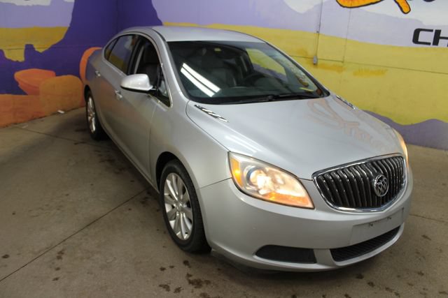 Used 2012 Buick Verano FWD image 2