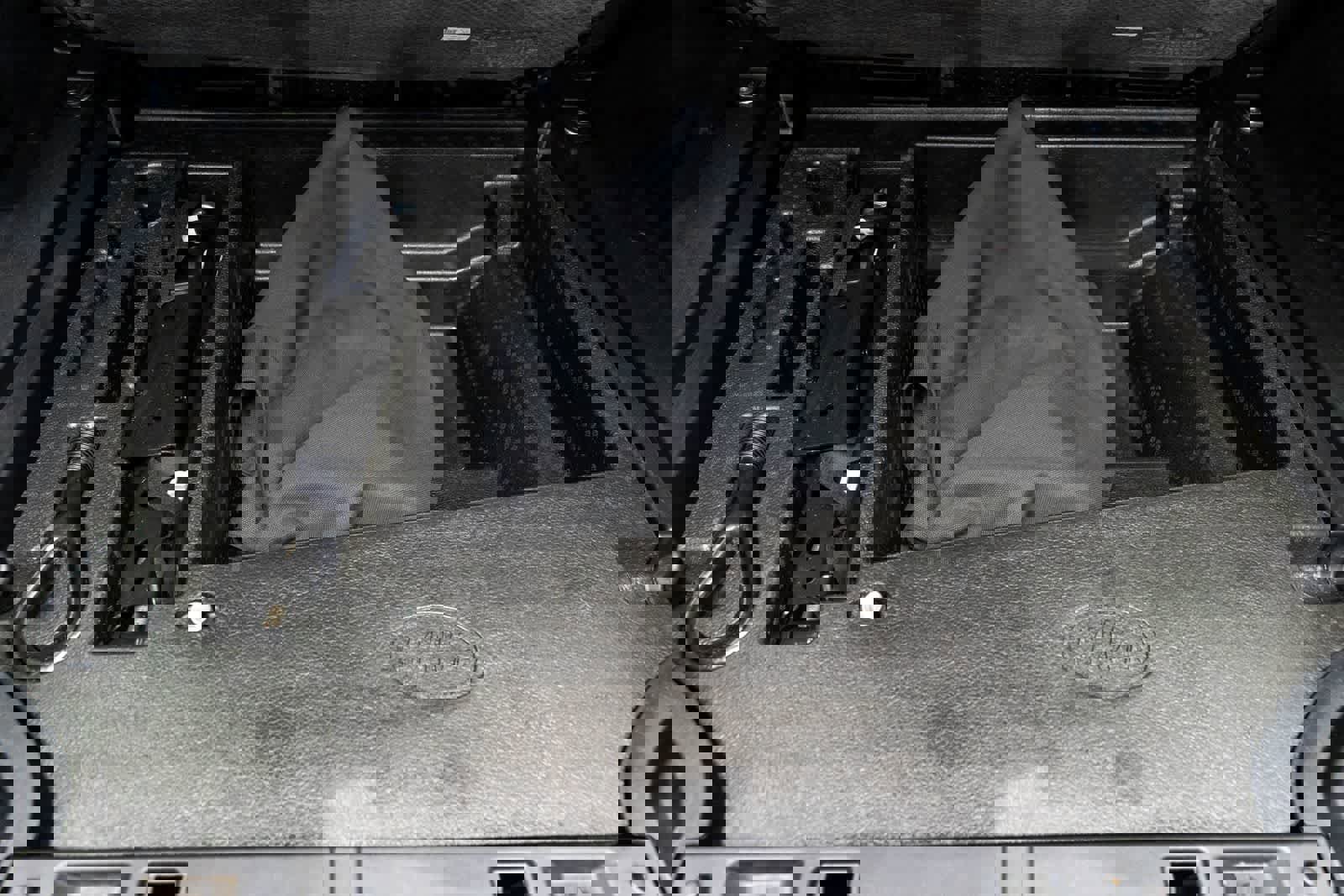 Used 2025 Land Rover Defender 110 S image 35