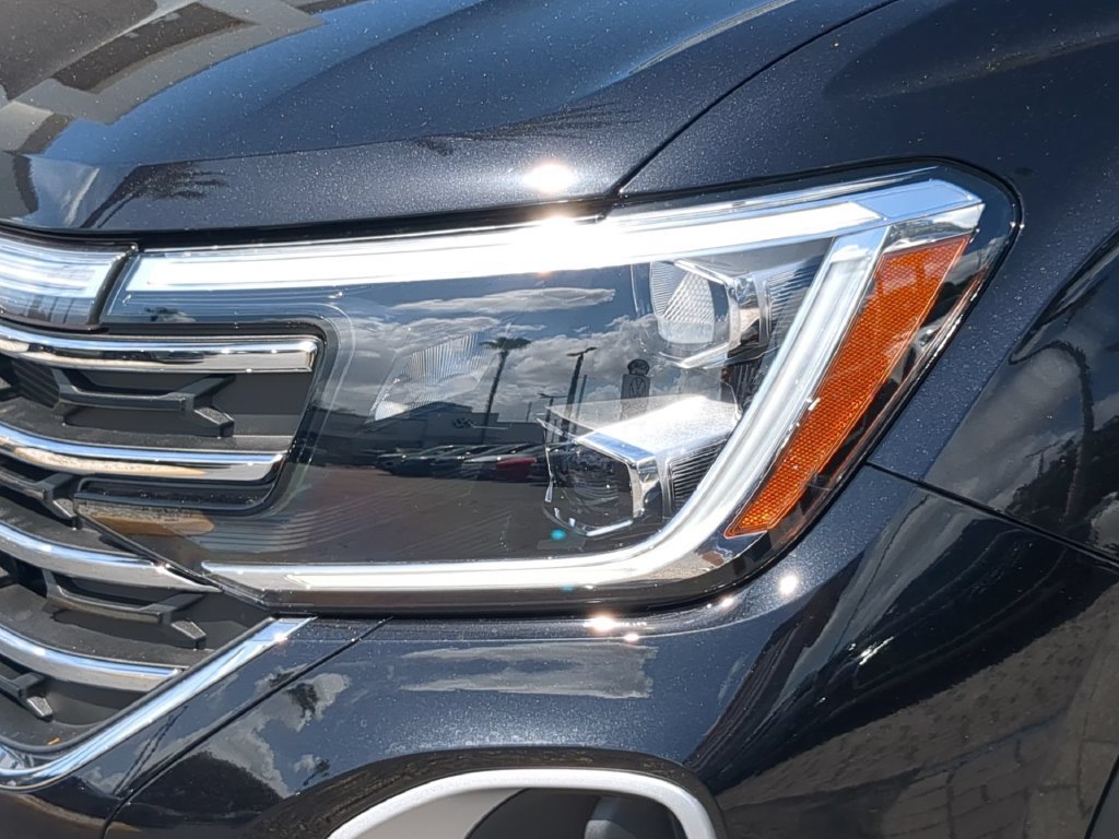 New 2026 Volkswagen Atlas SE FWD image 7