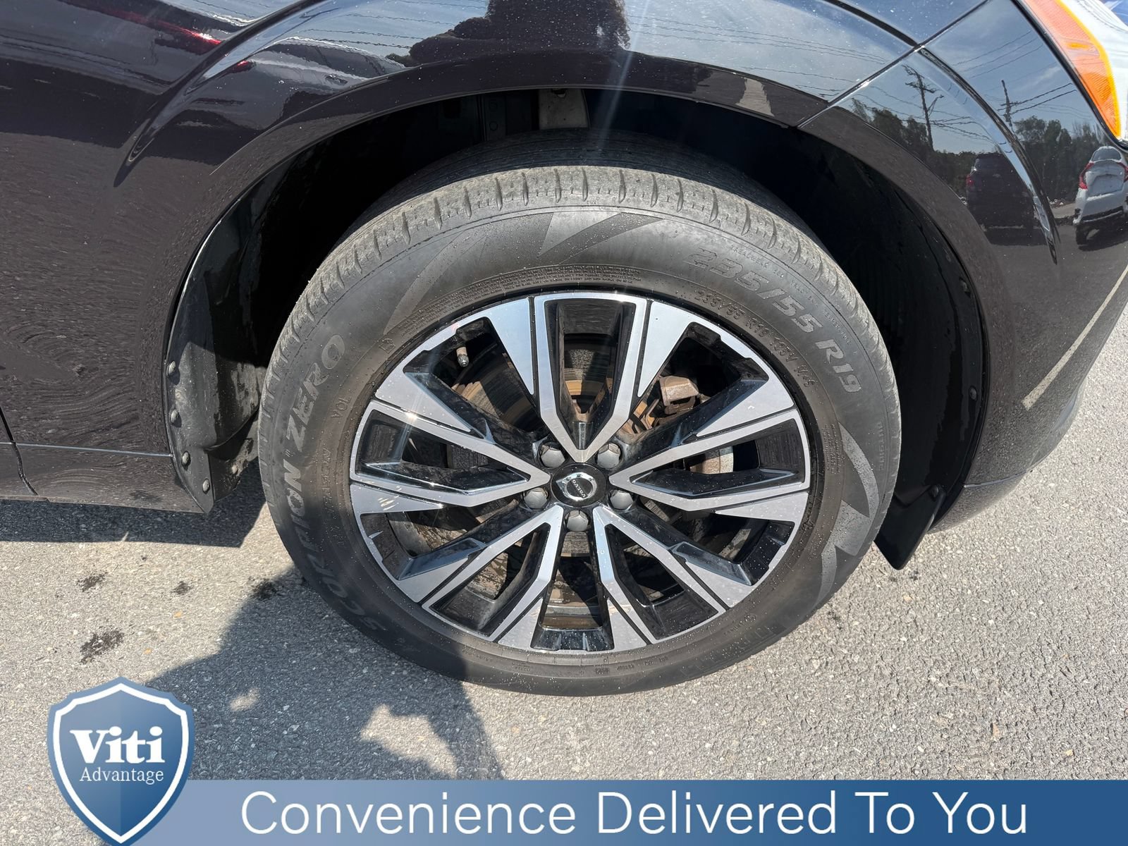 Certified 2023 Volvo XC60 B5 Core w/ Climate Package AWD/4WD image 15