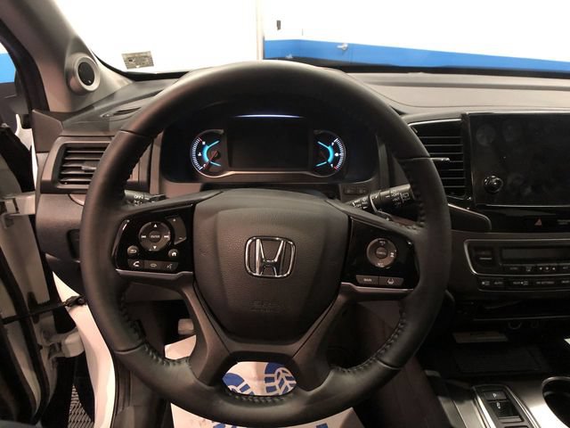 Used 2022 Honda Pilot Touring image 12