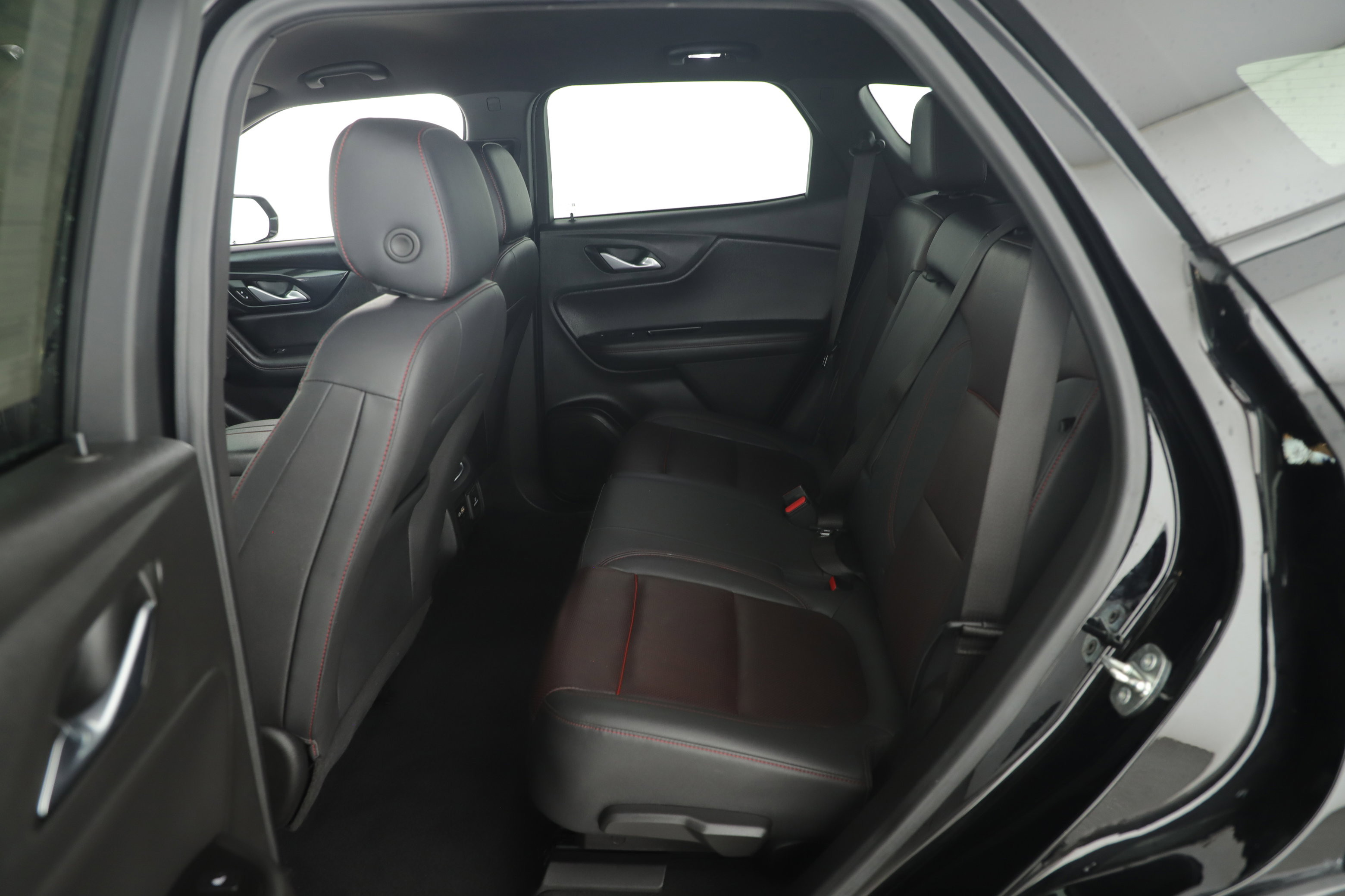 Used 2022 Chevrolet Blazer RS w/ Enhanced Convenience Package image 20