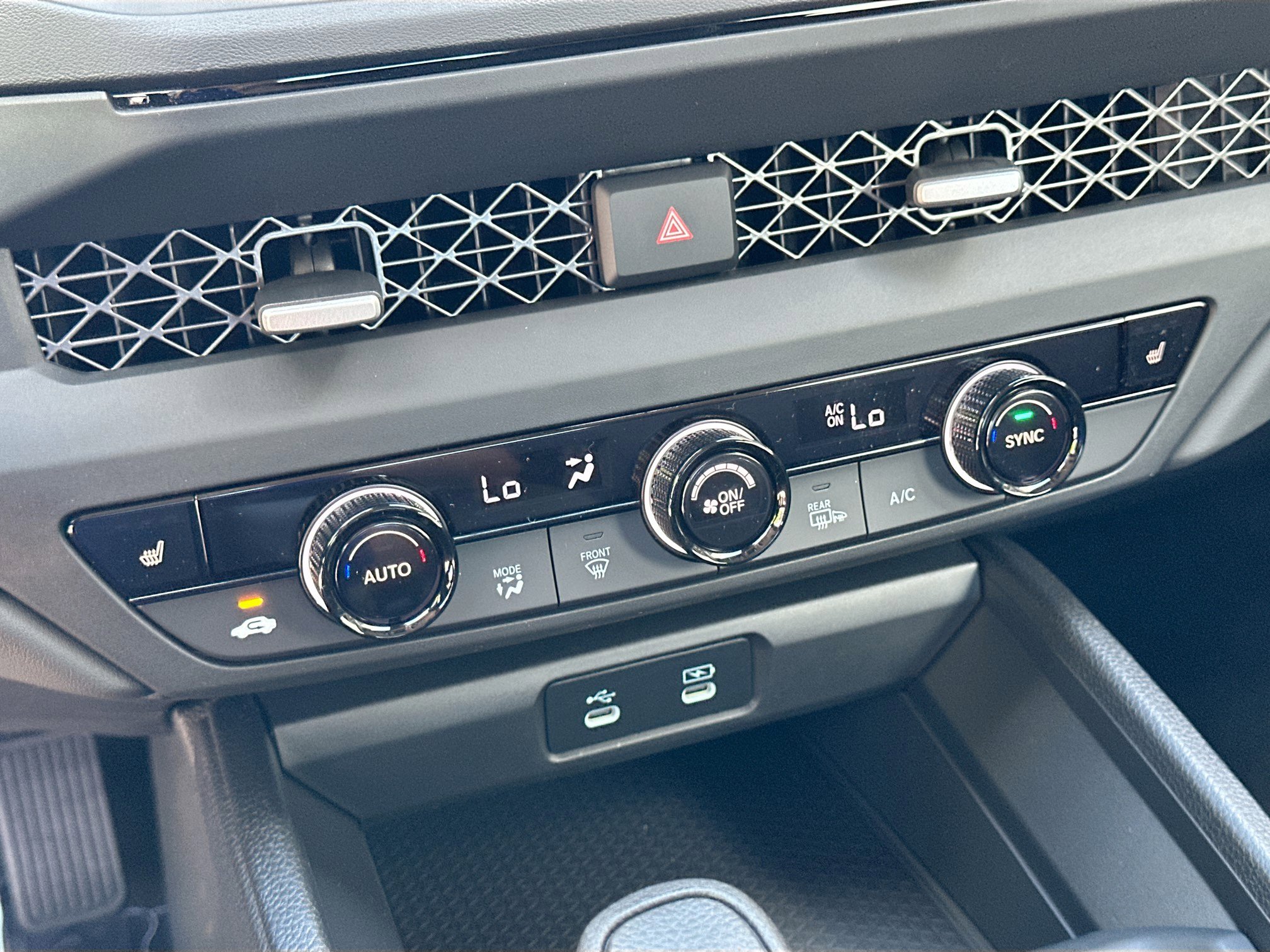 New 2025 Honda Accord SE image 12